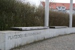 Schriftzug Platz der Deutschen Einheit